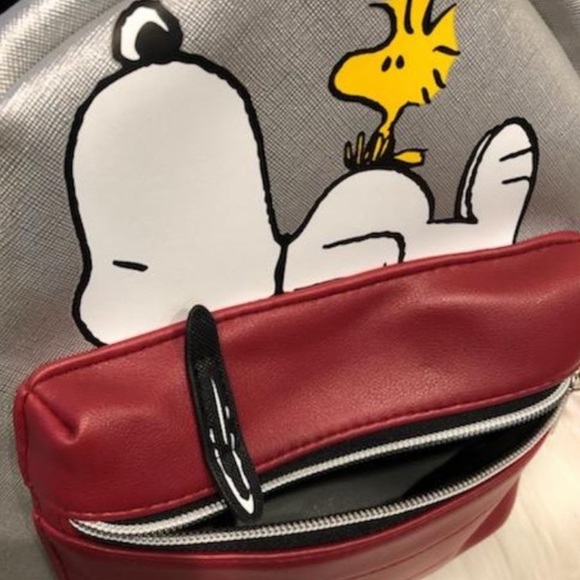 “NEW” Peanuts Snoopy & Woodstock dog house Mini backpack - Picture 6 of 8
